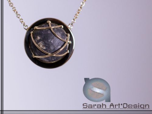 collier or jaune pierre planète lunaire